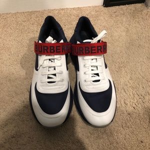 Burberry Men’s Sneakers Size